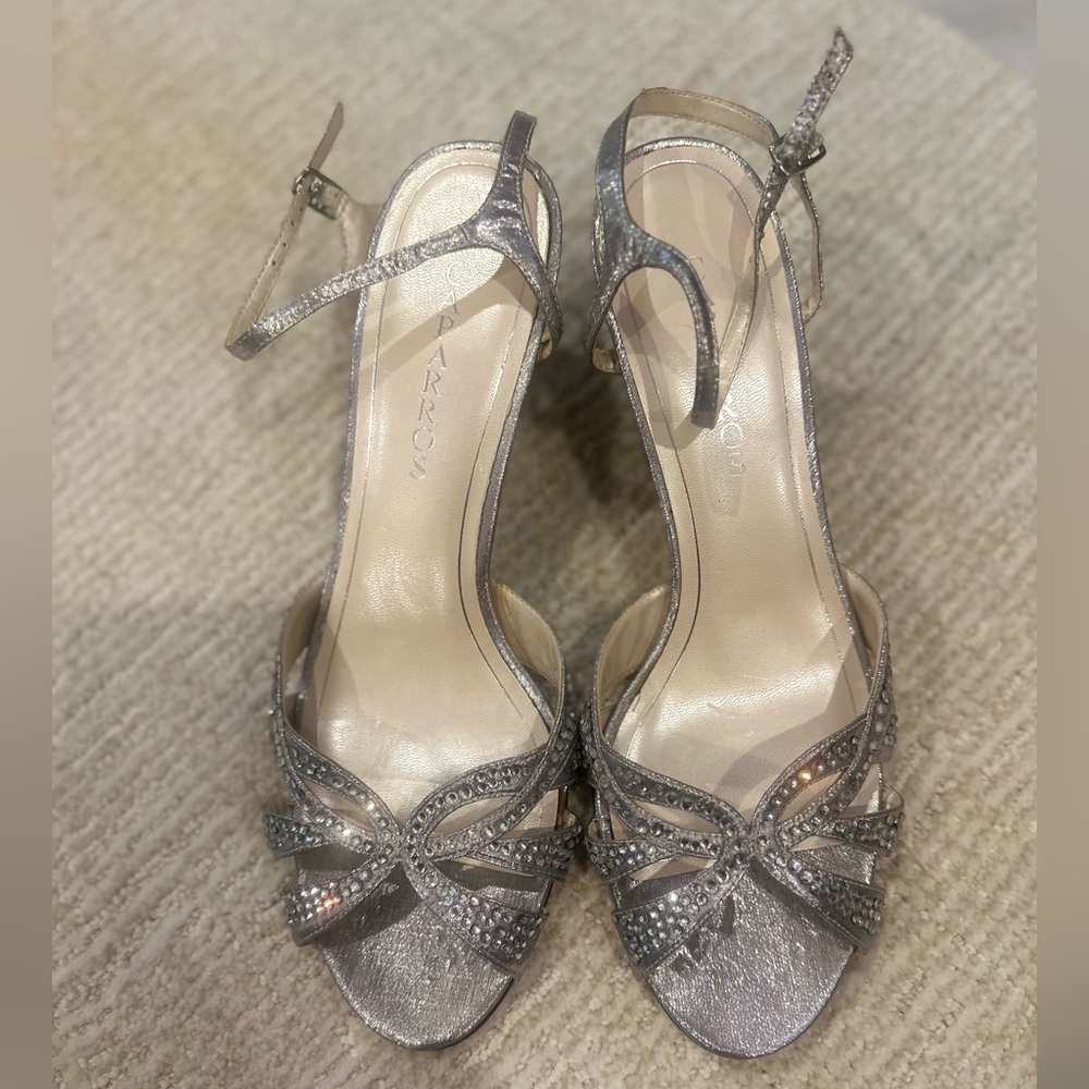 Womens Caparros heirloom Ankle Strap
Lightly Used - see included video